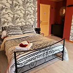 Πανσιόν Le Domaine De Laurolie 3*