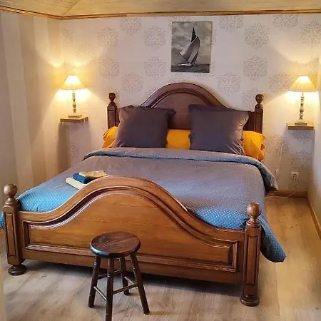 Guest house Le Domaine De Laurolie