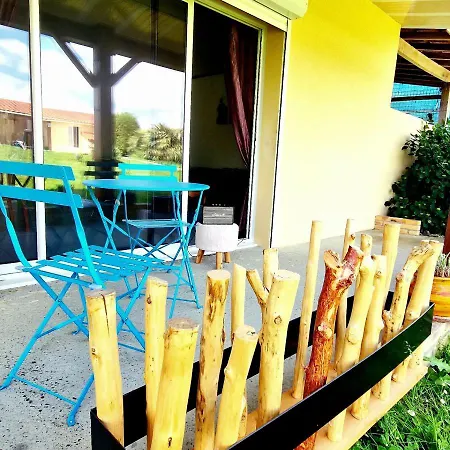 Penzion Le Domaine De Laurolie 3*