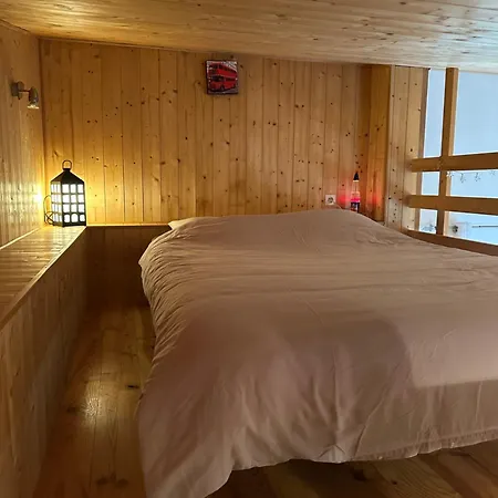 Le Domaine De Laurolie Penzion